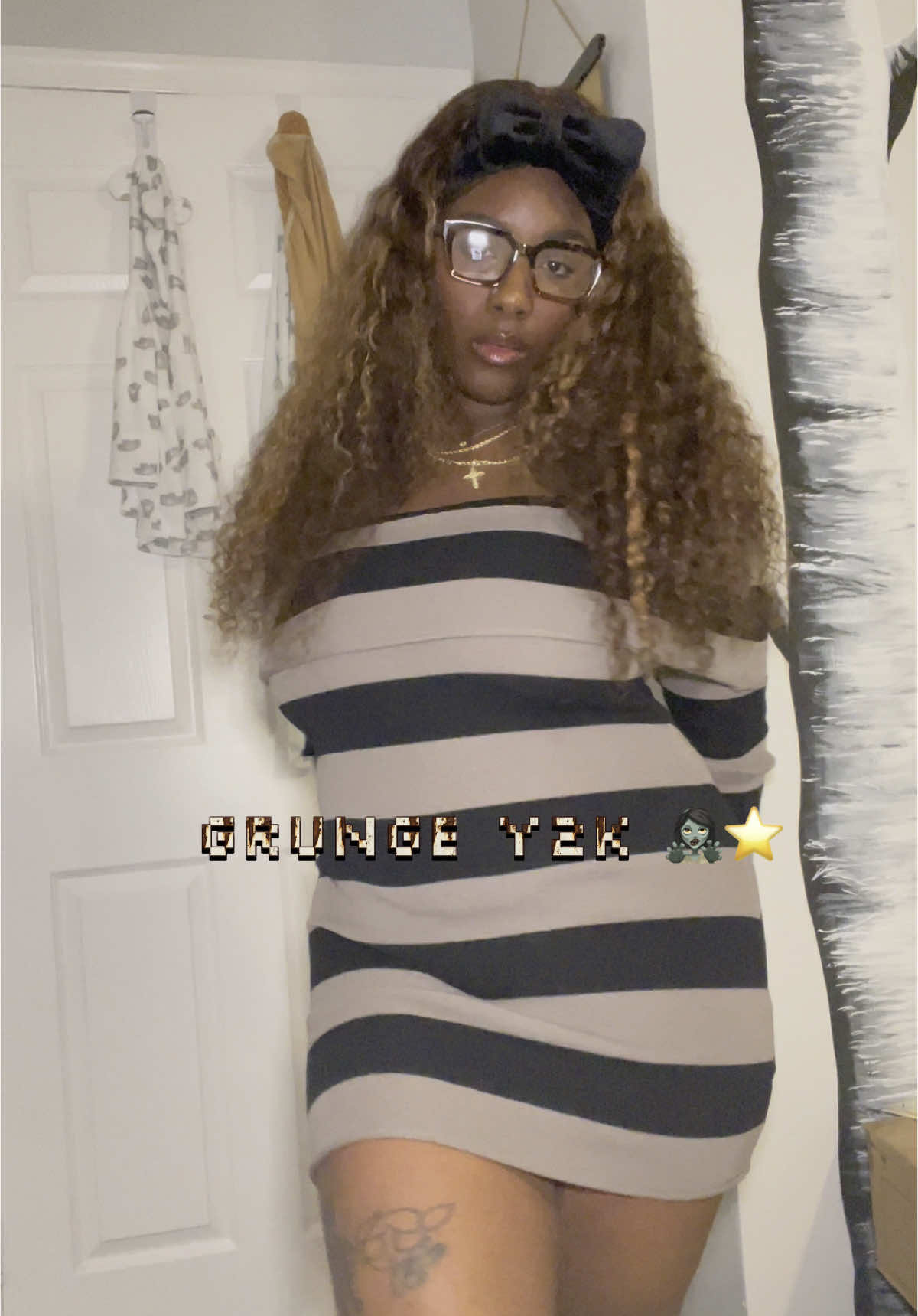 This + my fur boots *chefs kiss * #grungeaesthetic #y2kfashion #affordablefashion #dresstok #winterfashiontrends #knitdress 