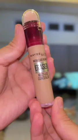 Maybelline Instant Age Rewind Eraser - Multi-Use Concealer Effortless Beauty On-the-Go!  * Easy to Carry: Compact design perfect for your purse or makeup bag * Easy to Apply: Smooth sponge tip for mess-free, flawless coverage * Lightweight on the Skin: Feel fresh and comfortable all day long * Seamless Concealer: Blends beautifully for a flawless, natural finish Say goodbye to dark circles, blemishes, and imperfections – and hello to a radiant, smooth complexion! Perfect for every busy day. #foryou #foryoupage #fyp #fypage #Maybelline #AgeRewind #InstantAgeRewind #ConcealerMagic #FlawlessSkin #MakeupEssentials #BeautyMustHaves #DarkCircleConcealer #MultiUseConcealer #MakeupRoutine #BrightEyes #BeautyOnTheGo #SkinPerfection #FlawlessFinish 
