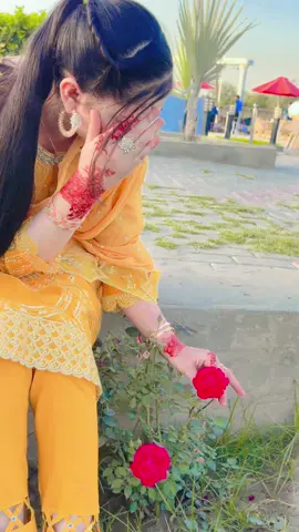 Nazar lag na jay🙈😜🤣♥️ #laibaqueen009 #foryou #viralvideo #fulltrendingvideo #viralvideos #plzviral🥺🥺🙏🙏foryoupage #viral_video_tiktoktreanding #foryoupage #foryou 