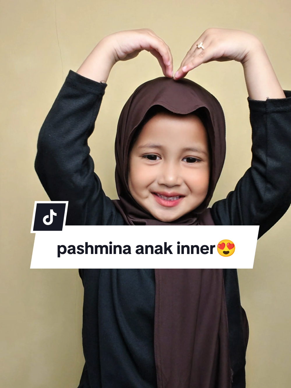 simple sat set bun😍#hijabanak #hijabanakkekinian #kerudunganak #hijabanakinstan #pashminaanakinstan 