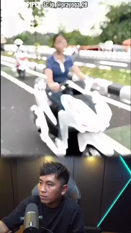 Dia ngapain sih 🗿 Sc:ig @prayoga_28