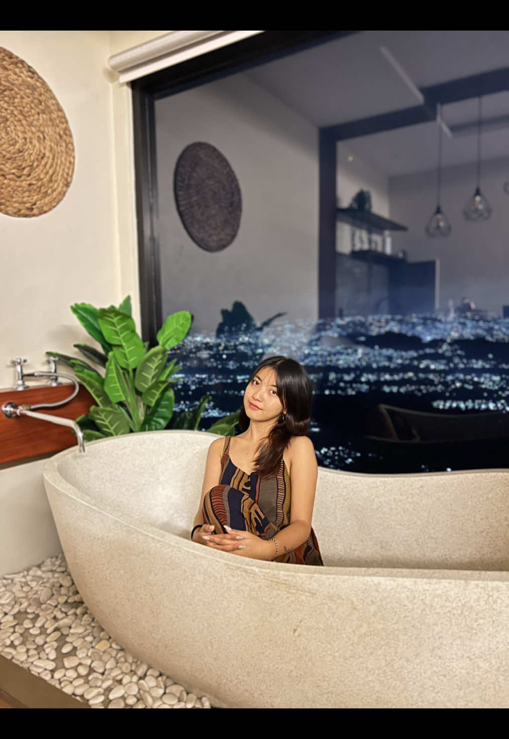 Emang kalo lagi bagus, cantik banget view nya😍#skylightcottage #bandung 