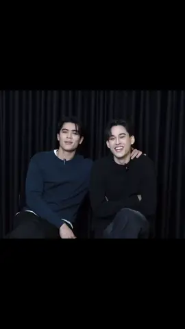 WOY JOSS CIUM GAWIN AKHHHHH TANYA KEADAAN GUA SEKARANG TOLONG TANYA GUA #josswayar #gawincaskey #jossgawin #jossgawinera #jossgawinjayajaya #actor #thaienthu #fyp #fypシ゚ @Joss Way-Ar @Gawin Caskey @mayamollo @Oleng Terus @UrprettyArra 