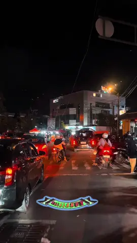 Nikmati suasana lebaran 😇 #bukittinggi #bukittinggikotawisata #sumatrabarat #fyp #viral 