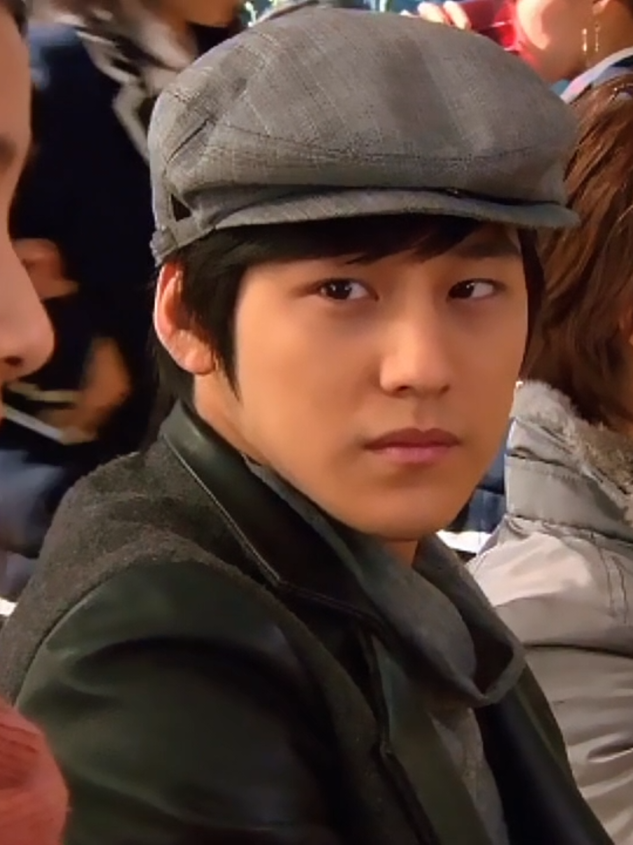 THEM>>>> 🫠💖💗💓💘 #boysoverflowers #kdrama #kdramaedit #yijeong #gaeul #kimbum #everybreathyoutake #fyp #fypppppppppppppp 