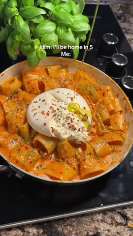 Buratta pasta 🍝 #creatorsearchinsights #burrata #burratapasta #pasta #cooking 