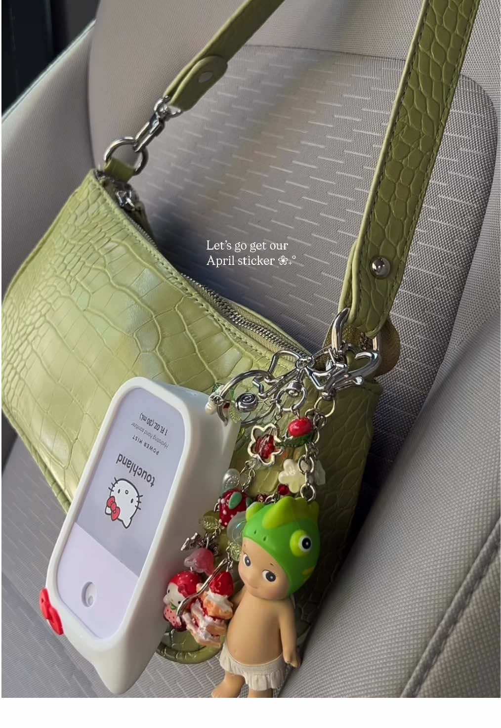 @Dutch Bros Coffee 💚 @touchland #dutchbros #dutchbroscoffee #sonnyangel #sonnyangels #hellokitty #bagcharms #bagkeychain #bagoftheday #sonnyangeltok #dutchbrosorders #coffeetiktok #strawberrychai #comewithme #digitaldiary #fyp #foryoupage 