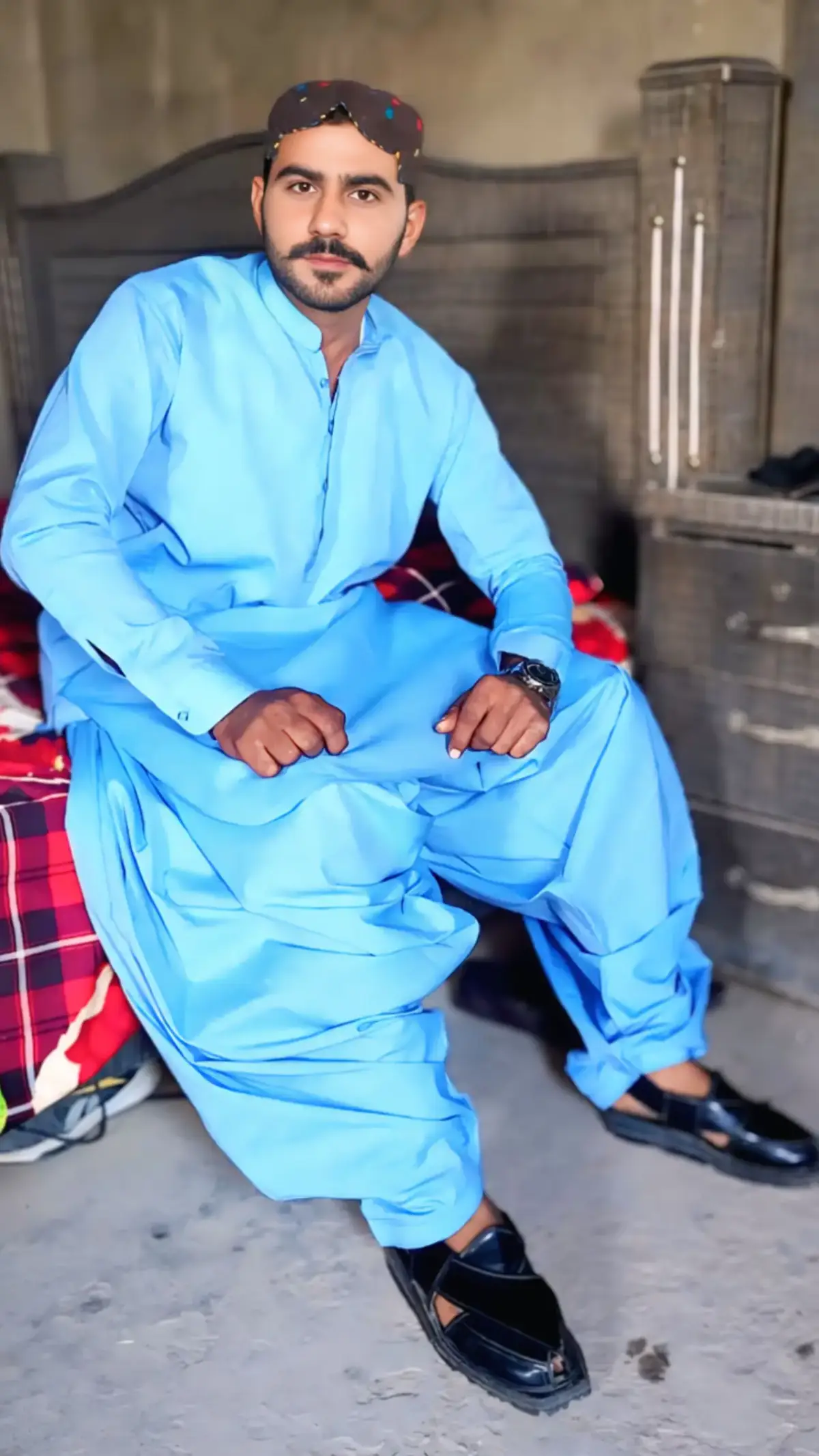 MeeR. BaloCh
