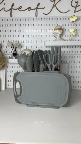 Kesa bumili ng paisa-isa dito kana sa 19pcs Silicone Kitchen Utensils wala kana hahanapin pa 🙈 #19pcssiliconekitchenwareset #siliconekitchenware #kitchenutensils 
