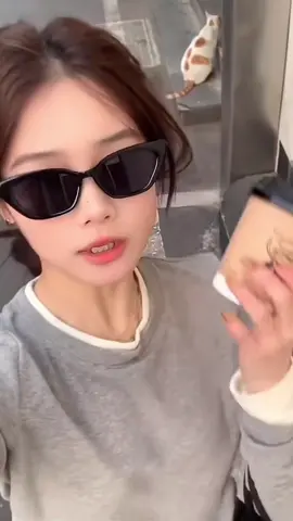 Phần 1: Đi biển đeo gì ???? #kinhram #dibienmacgi #xhtiktok 