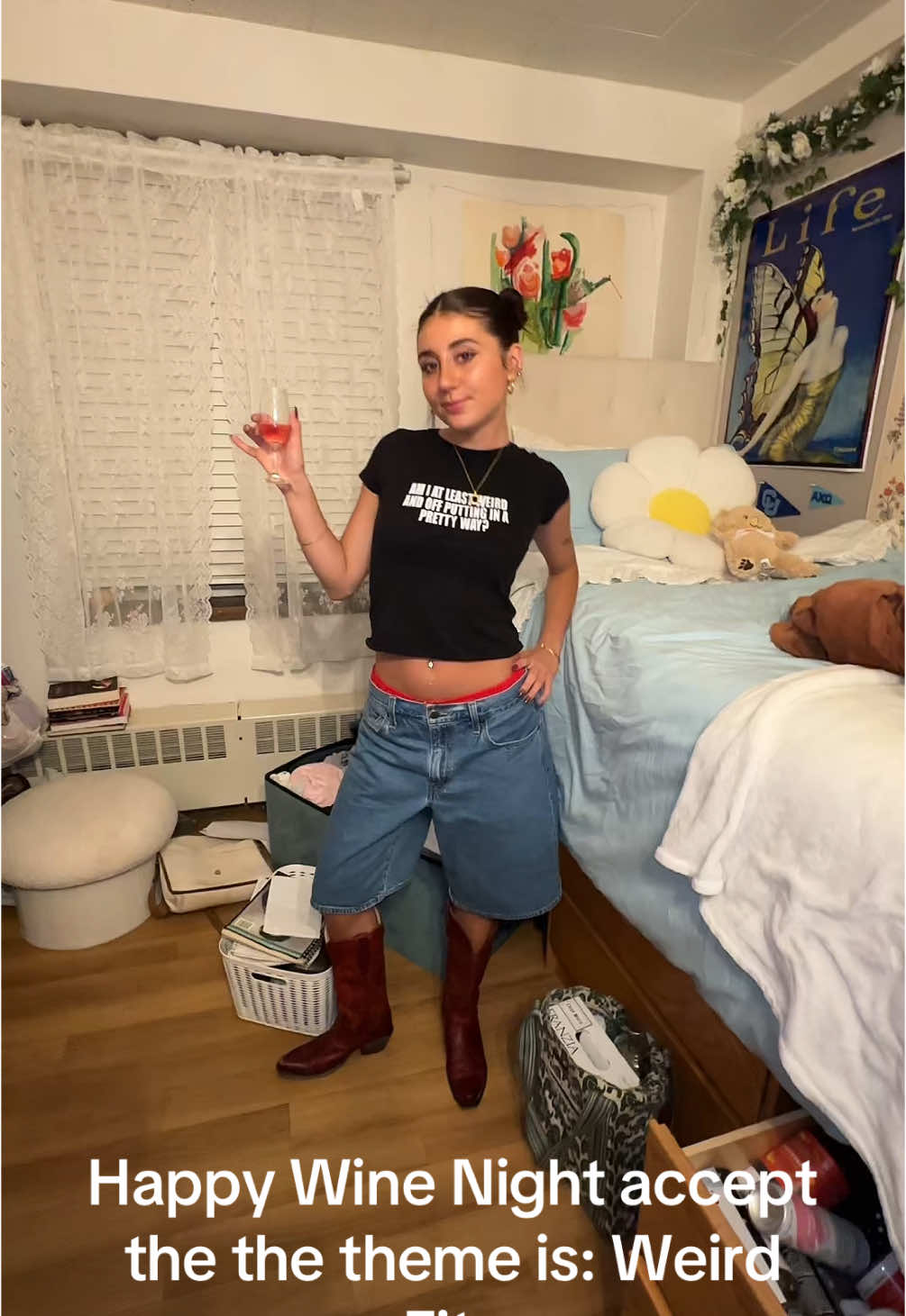 #winetimе #weirdfits #wednesdayistheday #dormtime #billyidolsupremacy #bouldercolorado #sleeperpicks #fyp #enjoythestyle #rollewithit #dormtour 