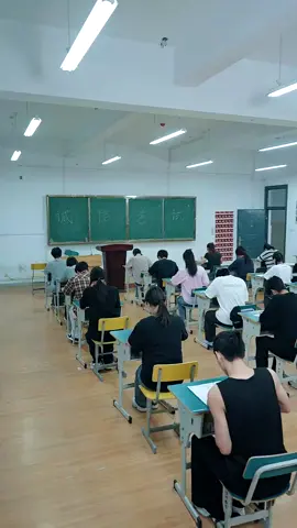 第1集：↑↑點擊視頻左下角按鈕看精彩全集#因為一個片段看了整部劇 #好劇推薦 