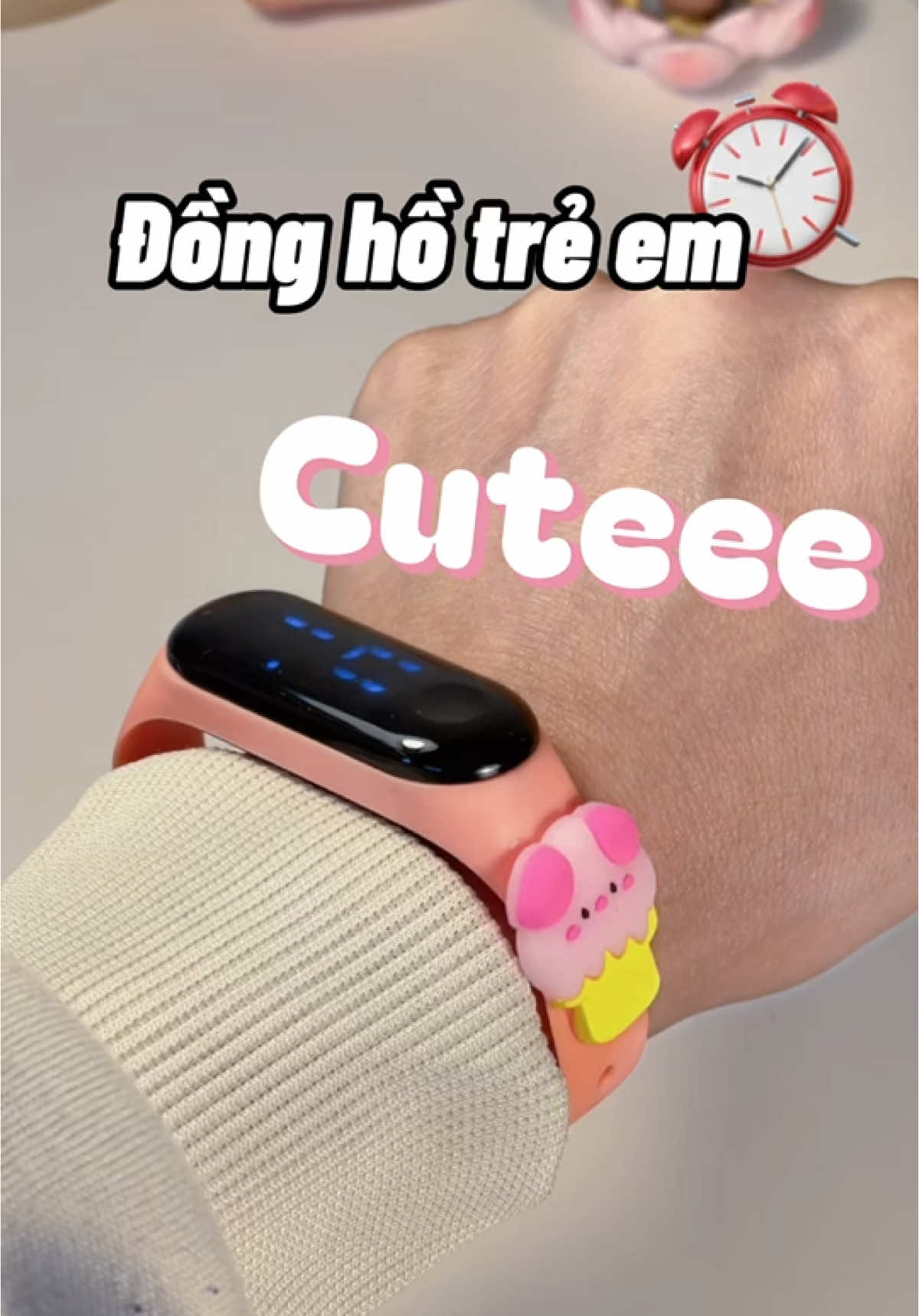 Aaa sao đồng hồ mấy đứa con nít h điệu ghê 😆 #unboxing #unboxingvideo #dongho #cute #xh #trending #fyp 