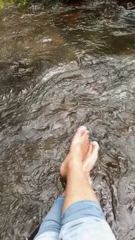 kaki #kaki #rendam #sungai #air 