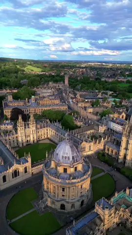 ✨Radcliffe Camera, University of Oxford ✨ 🎓🏰📚🇬🇧 @University of Oxford  #OxfordUni #OxfordUniLife #radcliffecamera #oxforduniversity #lifeintheuk 