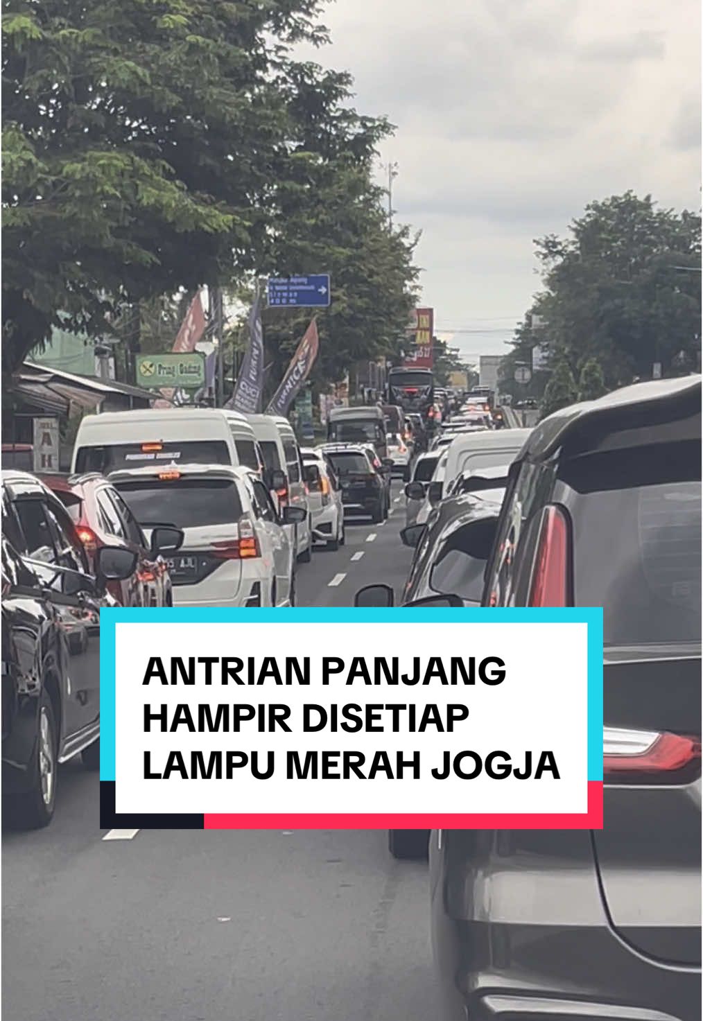 Rongdino nyopir ning jogja kota rasane awak wis nganti koyo nyopir ning jakarta - jogja PP 🤣. Eneng pengalaman opo pir selama lebaran iki ⁉️ #akusopir #Ramadan #wisata #jogja ##macet #jogjamacet 