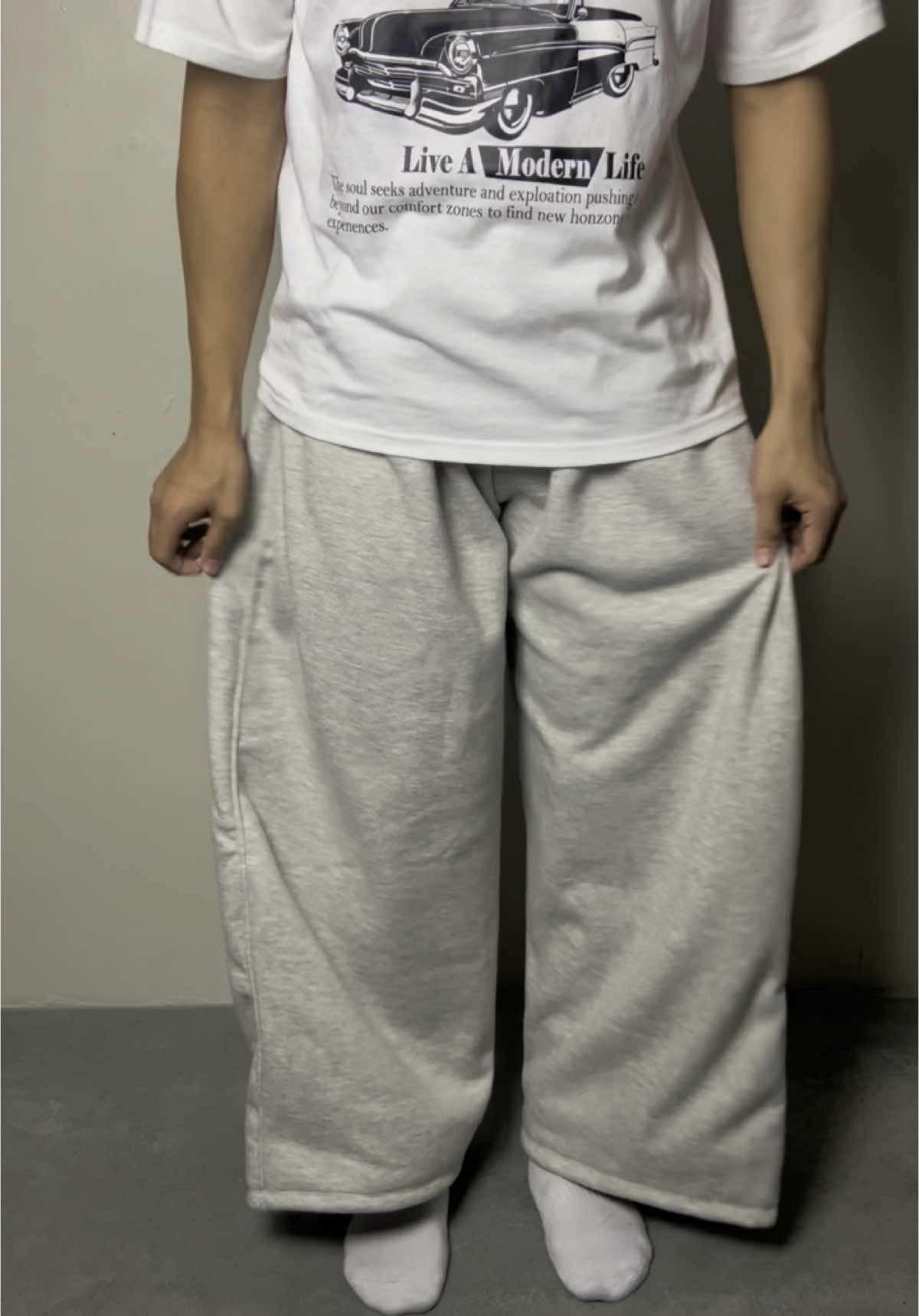 Baggy sweatpants for only 189! 🔥 #fyp #baggysweatpants #sweatpants 