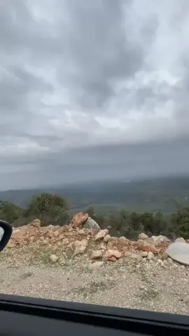 ☝️🏴