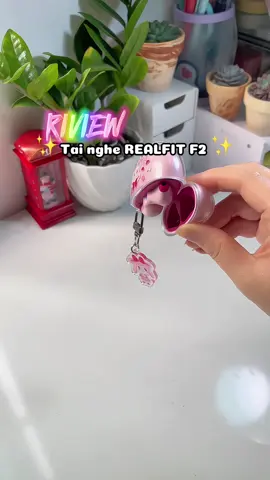 Riview tai nghe Bluetooth Realfit F2 #unboxcunghip #taingherealfit #realfitf2 #tainghebluetooth #tainghekhongday #tainghe #tainghegiare #foryou 