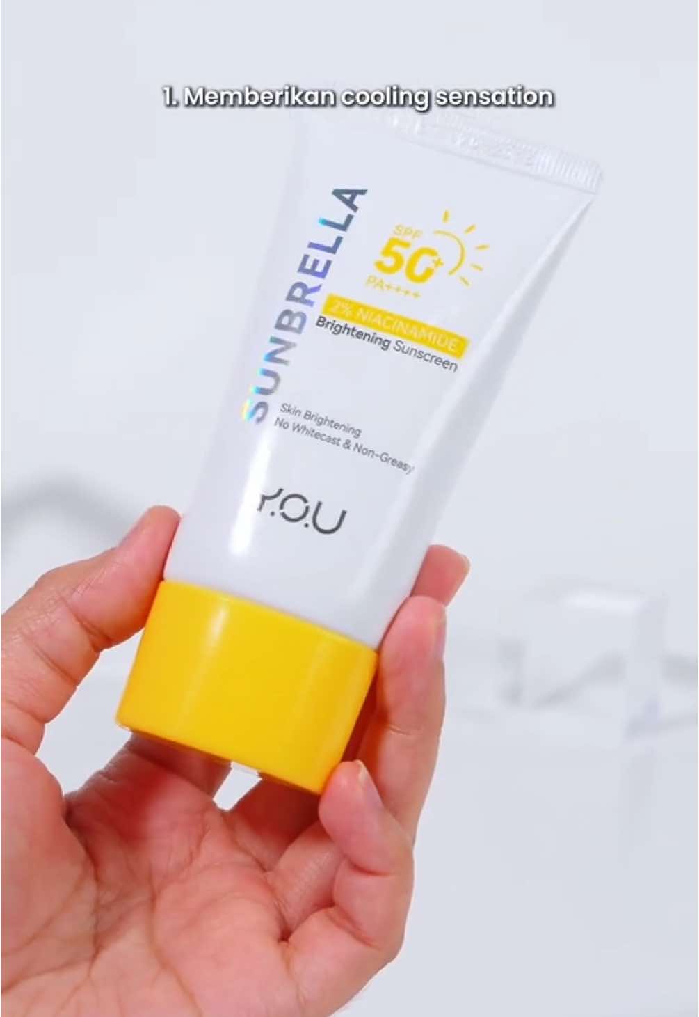 Ini dia 5 alasan kenapa kamu wajib punya Sunbrella 2% Niacinamide! ☀️✨ Jangan sampai ketinggalan, yuk checkout sekarang! #AntiPanikDiBawahTerik #SunbrellaSunscreen #YOUSkincare #YOUROWNUNIQUE 