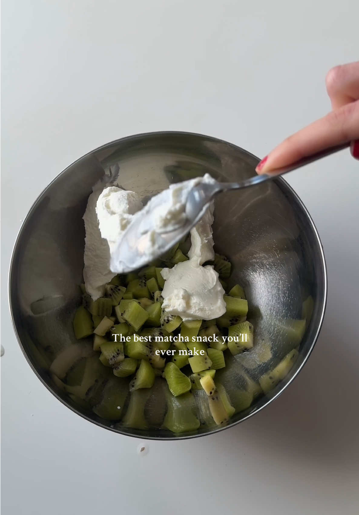 Tag your matcha buddy🍵 kiwi matcha clusters🥝 ig: @demylora #matcha#nobakedessert#easysnack#matcharecipe#kiwis 