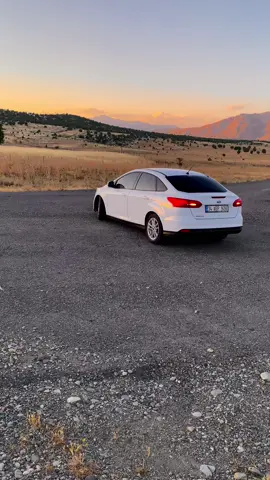 HANGİSİ MANZARA? #keşfet #kesfetteyiz #fordfocus #batman72 #batman #manzara #yol 