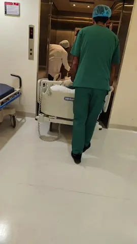 الحمد الله على سلامتك ياخوي بفضل الله تم خروجه من العمليات بالسلامة  الحمد الله على التمام