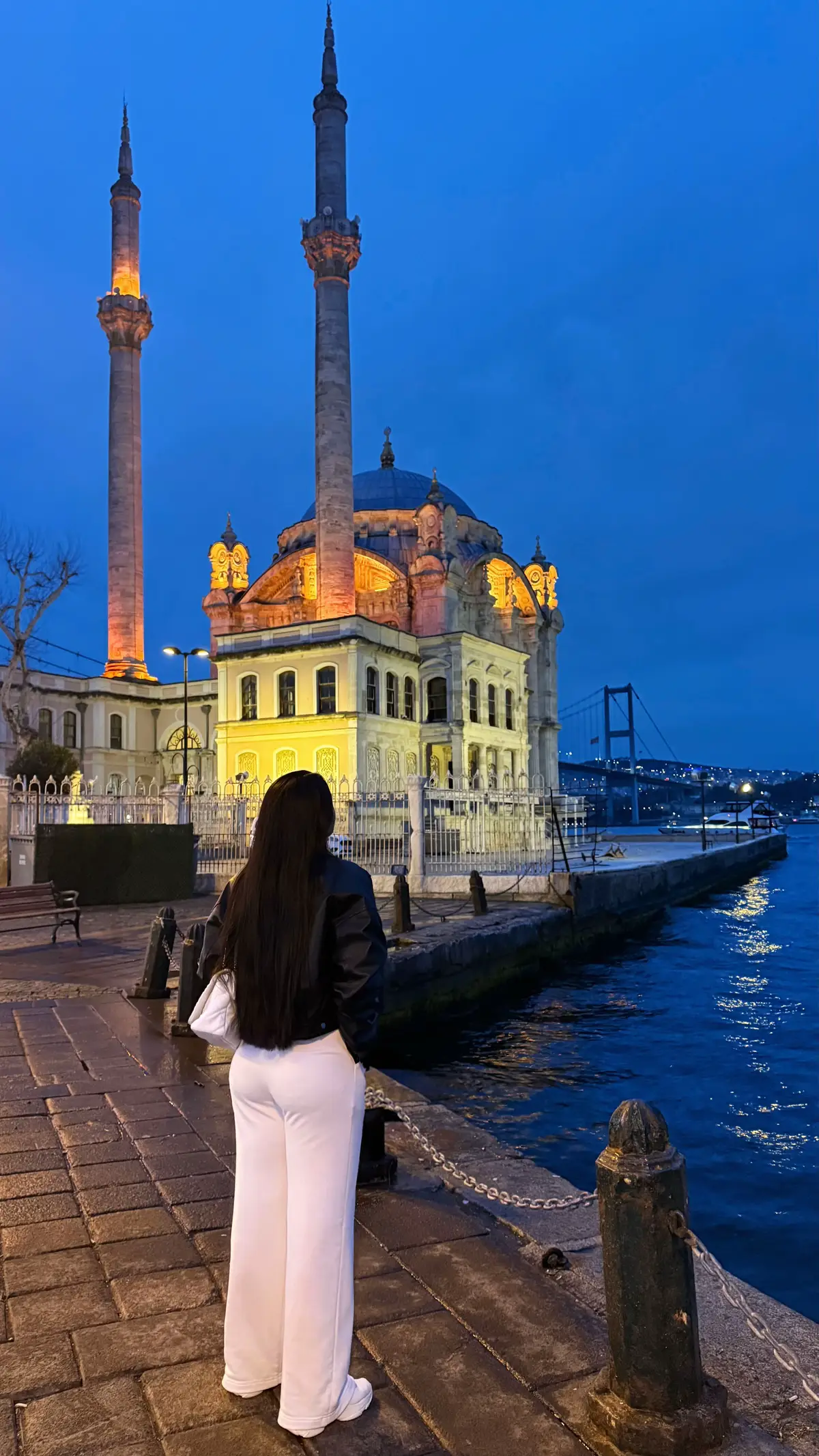 📍Ortaköy ❤️ #istanbul #bosfor #tyrkey #recommendations #fypシ #blogger #turkey  #traveltok #turkeyguzel #trip #turkey #türkiye #istanbul #traveltiktok #travel #travelblogger #travellifestyle #türkiye #travelling #travell