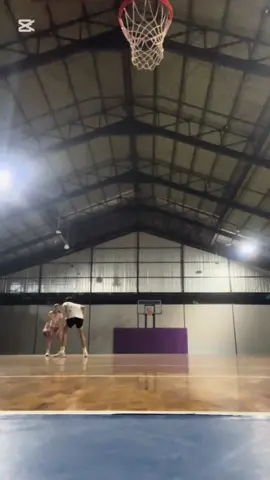 anak bola termasak oleh atlet  😌👍🏼 @maritzuh #basketball #gf 