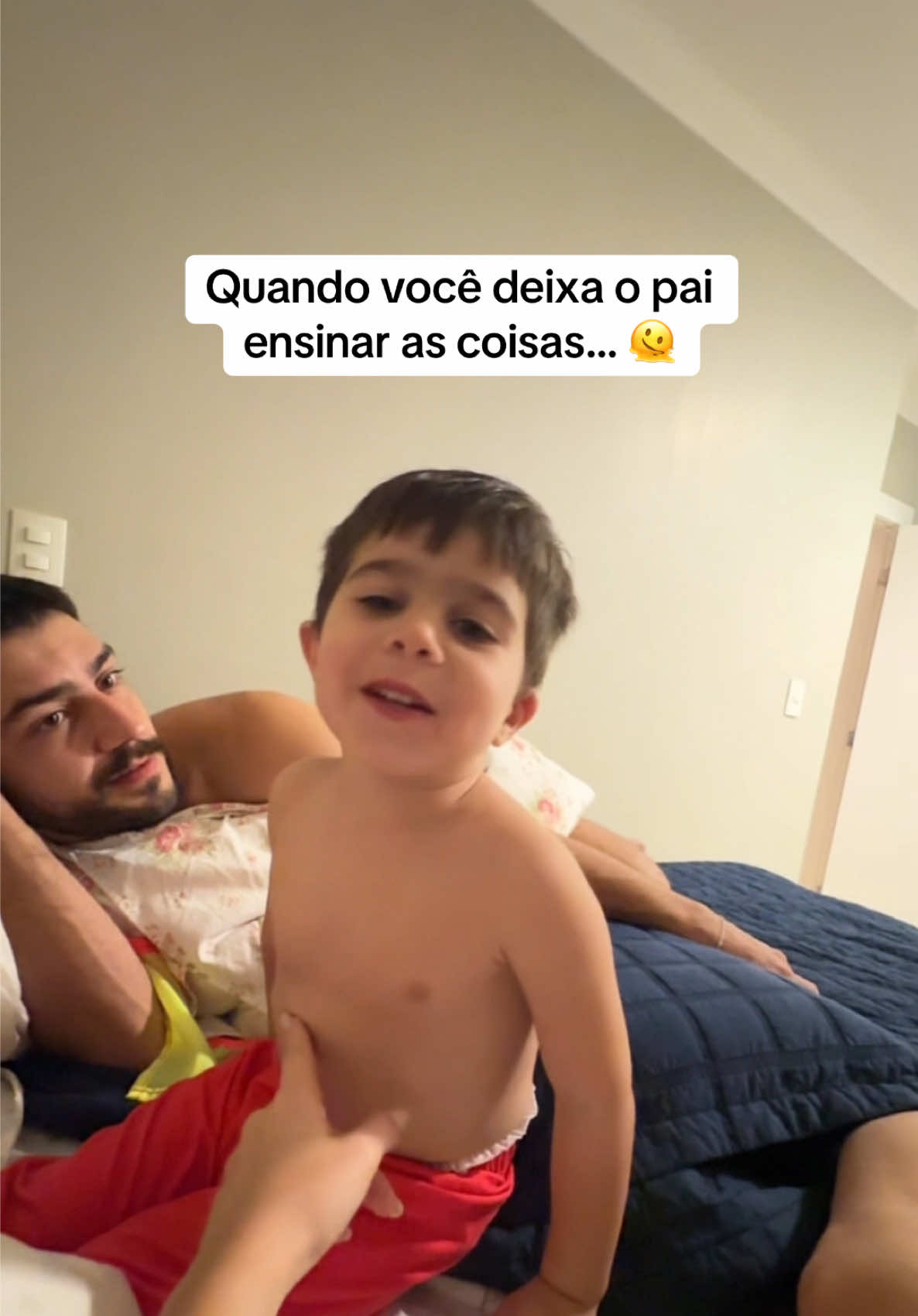Esse final me quebrou KKKKKKK Aí Antônio você é uma pérola mesmo 😂😂😂 #humor #familia #casal #criança #relacionamento #criançasendocriança #viral #fy #vaiprofycaramba 