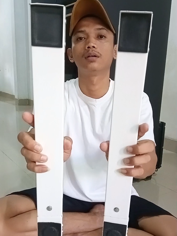 Membalas @rizarahayu13 Roda Kulkas / Mesin Cuci / Lemari / Freezer / Etalase Kaca / Roda Multifungsi #rodakulkas #tatakankulkas #rodamesincuci #tatakanmesincuci #rodakakikulkas #alaskulkas #alasmesincuci #rodaportable 