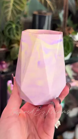 Spring is in the air and I am loving it! 🌸🌼 What colors do you associate with this time of the year??  Resin by @LET'S RESIN ! #satisfying #resinart #satisfyingvideo #epoxyresin #inspiredbymemms #resinobssessed #butterfly #spring #resinobsession #resincrafts #resina #letsresin #resinpour #nails #resinoftiktok #artistsoftiktok #easter #resinart 