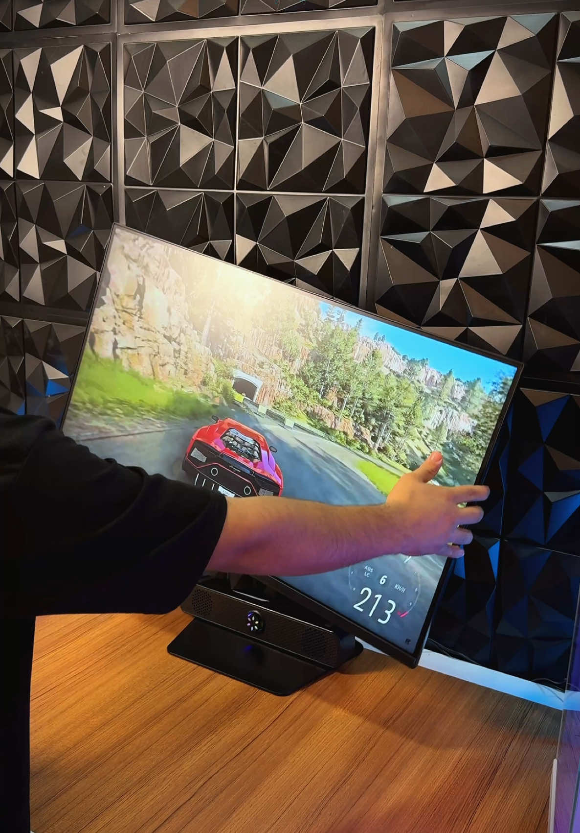 Samsung odyssey G5 32” ————— ‏2k—ips—32”—HDR—180hz 🔥✅ ——— شاشه العاب احترافيه من سامسونج 🔥 واكيد تجي بضمان سنة كاملة ✅ توصيل لكل العراق متوفر وتدللون شباب📦🫡 ———- #fyp  #تجميعة  #مورتل_ستور  #العاب 