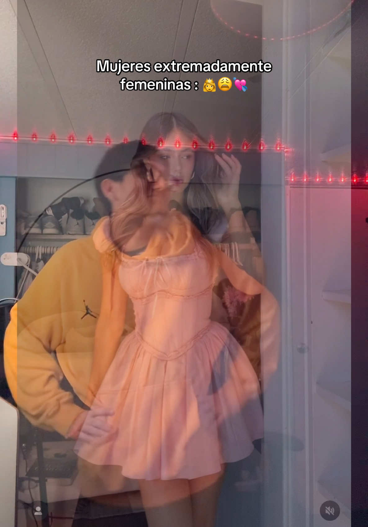 Mujeres extremadamente femeninas: 👸😩💘 #parati #tiktok #girls #mujeres #fyp 