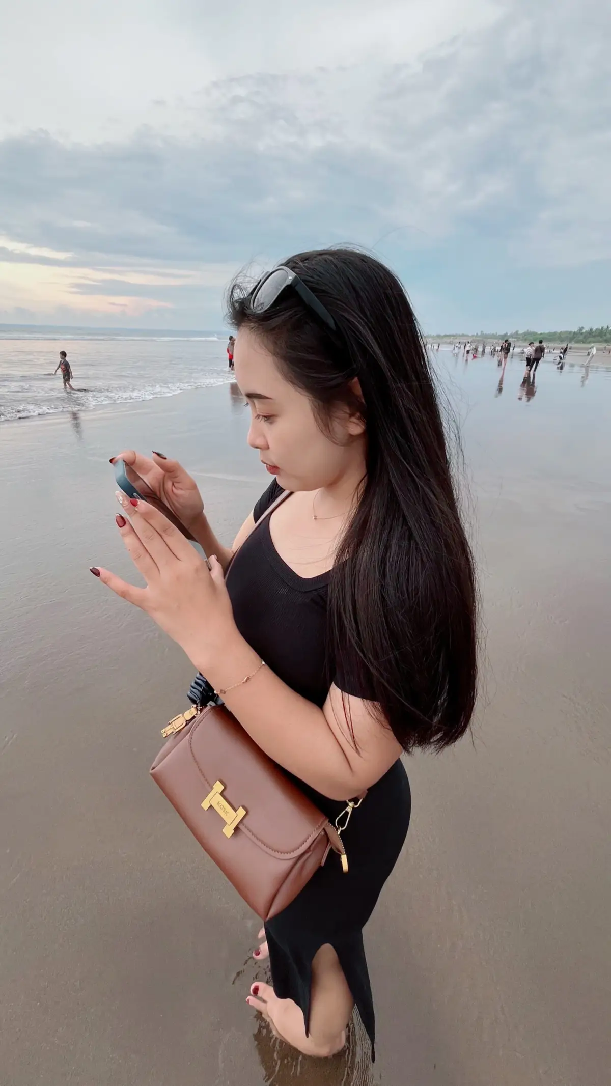 sebelum kembali ke setelan kuli pabrik😭 #pantai#pengandaran#fyp 