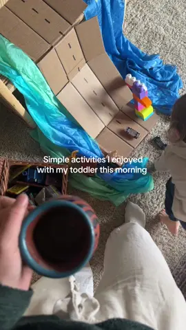 Here is a glimpse of all the fun my 3-year-old and I had together this morning! These spring days are filling me with so much joy and life 🌸✨ #morningactivities #screenfreemorning #toddlermom #toddler #simpleactivities #activitiesforlittles #simpleactivitiesforkids #ditl #morninginthelife #mindfulmama #mindfulparenting #toddlermom #motherhood #motherhoodthroughinstagram #mindfulparenting #toddleractivitiesathome #toddleractivities #screenfreeactivities
