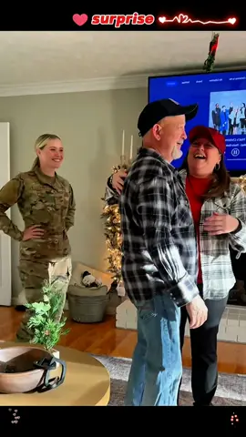 #surprise #soldier #meetagain #family #emotional #reunited #afterlongtime #cominghome #positive_us143 