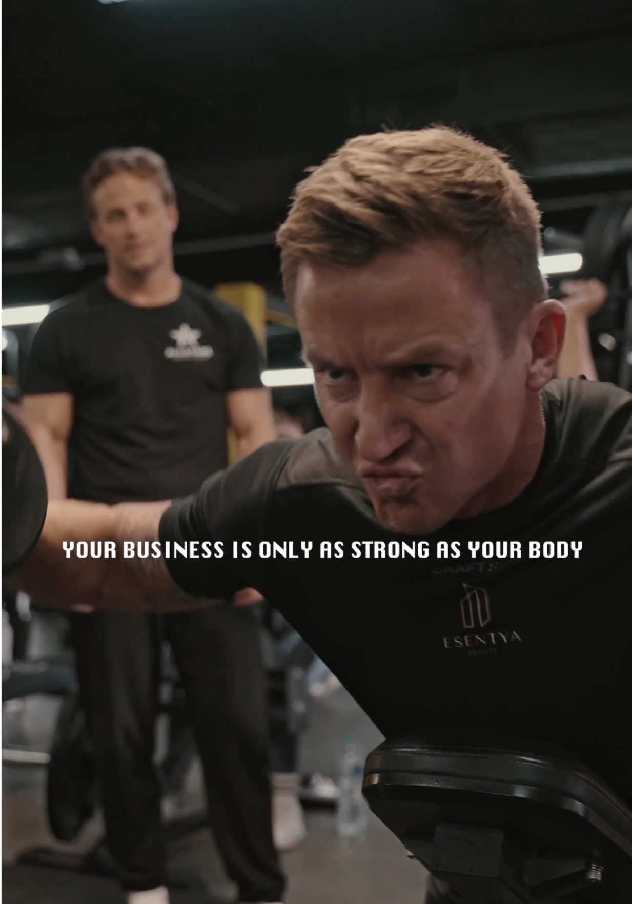 Watch us train with the amazing Knut Øines 🏋🏼‍♂️ IFBB World Champion in Master Bodybuilding 2020 A sharp mind is built in a strong body. True success isn’t just about the numbers—it's about the power, focus, and grit that fuel every rep and every challenge. @Eirik Wiik @Runar spanjol @Knut Øines World Champion BB #norwegiancapital #strengthtraining #entrepeneurmindset 