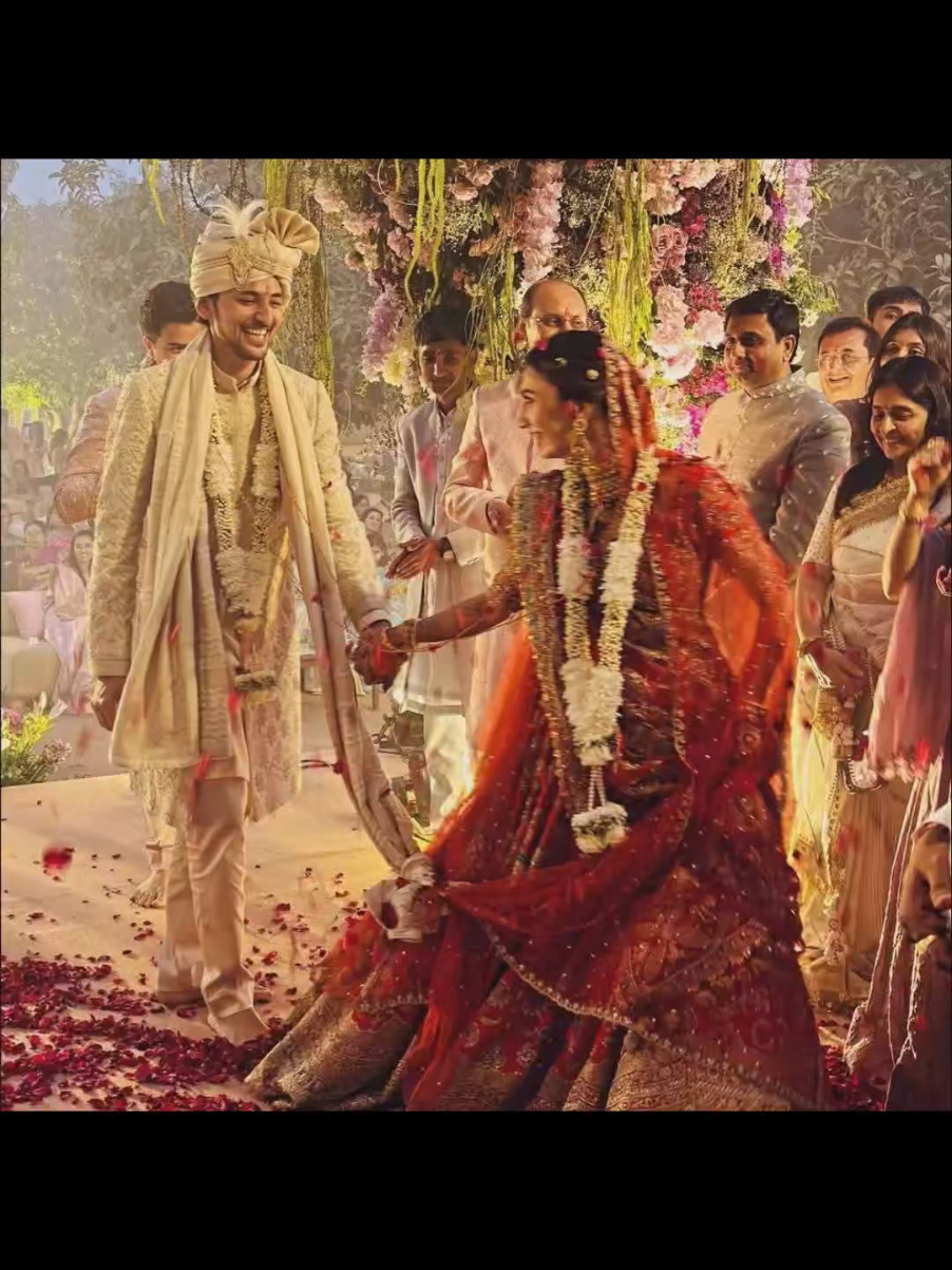 One day with him. >>🤍🌷✨ #foryoupagе #terebina #gurutamil #guru #aaruyirae #tamilmuser #tarnding #wedding #marriage #Love #couple #oneday #withyou #dream #wedding #fyp #foryou #trand #tamilsong #tamil #tiktok #creatorsearchinsights #like #edit #millionviews #couplegoals 