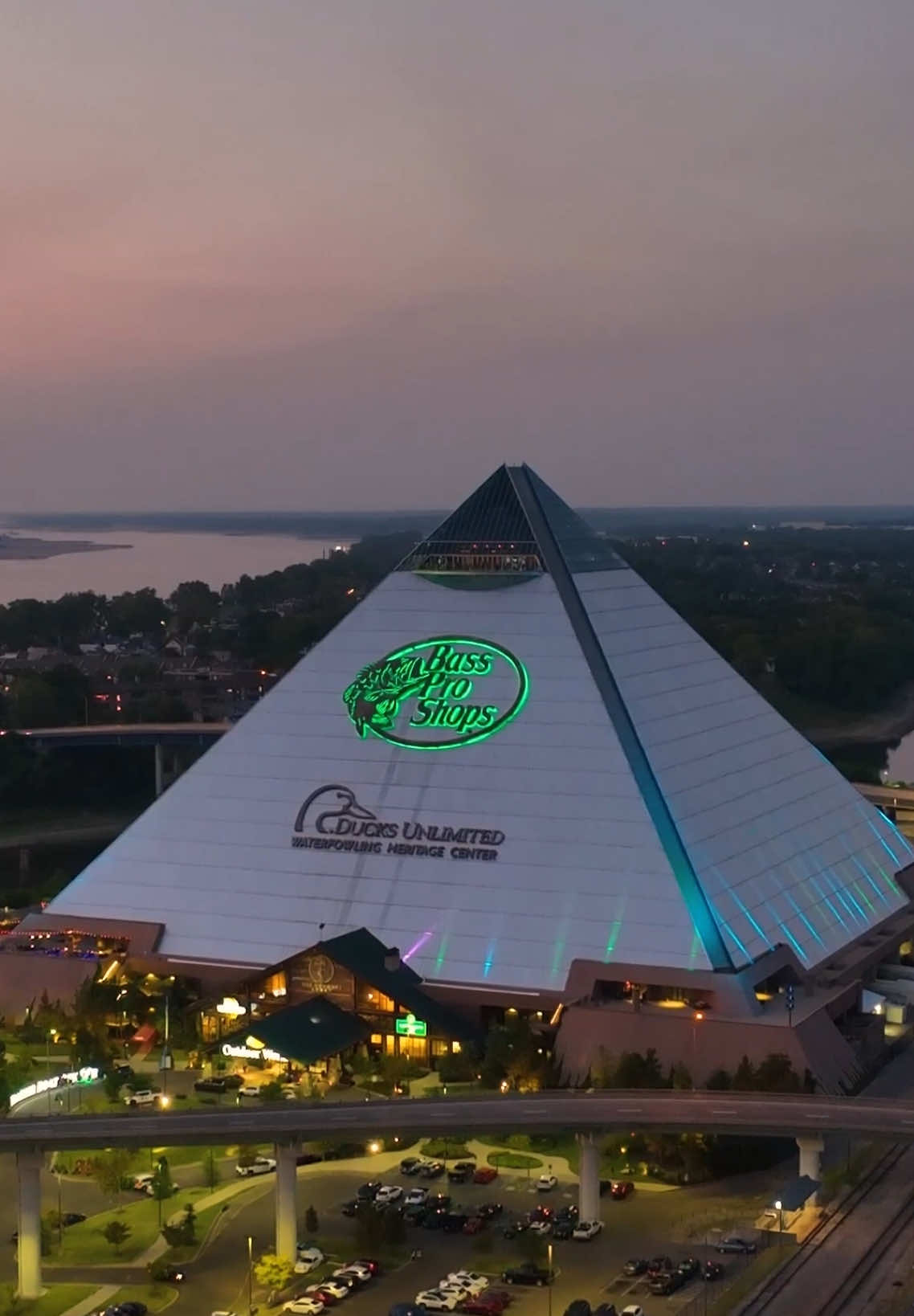 Camp out inside the iconic Bass Pro Shops at the Pyramid with a stay at our world-class sister property, @Big Cypress Lodge! Enjoy rustic accommodations, rooftop views, an underwater-themed bowling, and more.  Enjoy 10% off your stay and experience the beauty of spring in Memphis. Use code 2510PS at checkout.