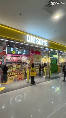 Sau 1 tiếng bị thôi miên ở Oh!Some 🥹🥹🥹  Cả nhà iu cùng khám phá store đầu tiên của Oh!Some tại Việt Nam có gì nhaa😛😛😛 Địa điểm: Tầng hầm B1 - Crescent Mall, Q7, HCM #ohsome #ohsomevietnam #firststore #crescentmall #retaillife #fyp #trending #viral #xuhuongtiktok 