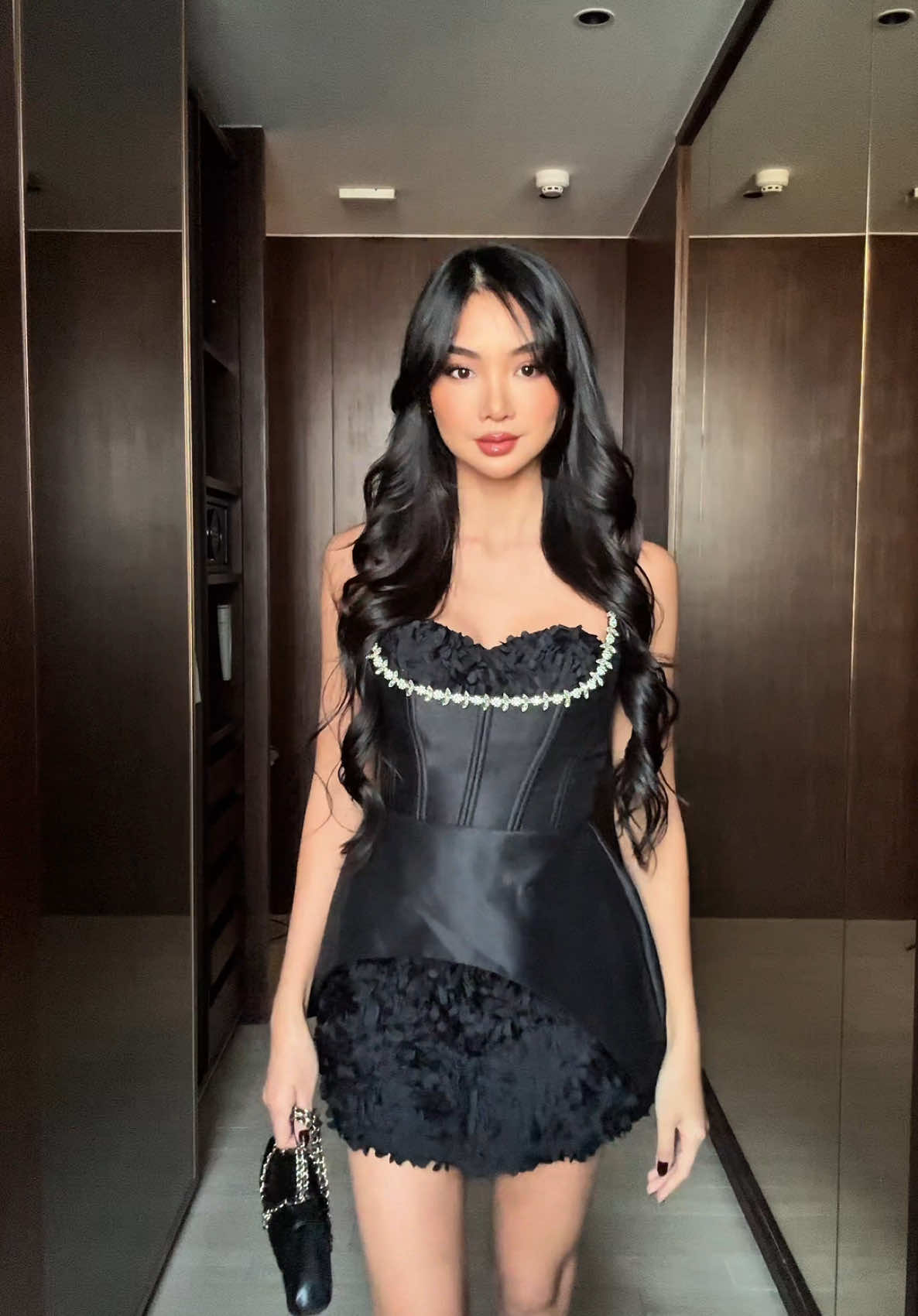 Do I own too many black dresses? Never 🖤 #lbd #littleblackdress #fashion #fashiontiktok #transformation #makeupmakeover 