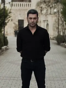 HOT HOT HOT VERY HOT❤️‍🔥🫠#uzaksehir #cihanalbora #ozanakbaba #keşfet #keşfetteyizzz #turkishseries #foryou #fypage #hot 