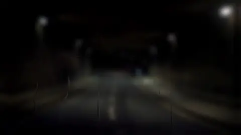 ده انا عشت ف قسوه وحزن 👎🏿🖤 ##امير_خطاب #حلات_واتس   #viral_video #مصمم_فيديوهات #fyp #foryoupage #foryou #حالات_واتس2021 #اغاني_مصريه #foryou 