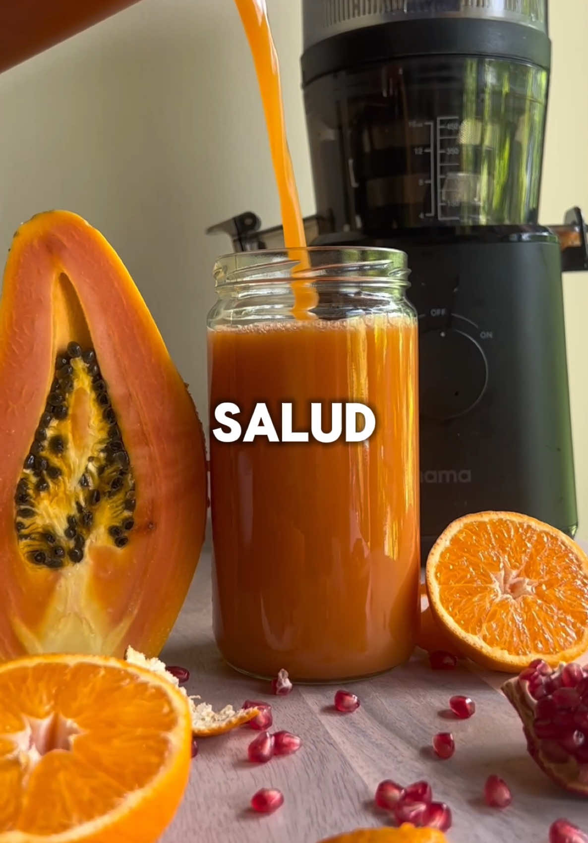 Esto es lo que le pasará a tu cuerpo si tomas jugos de papaya 😱 si quieres adquirir mi recetario visita el link de mi perfil 🧃🍏 . . . #jugosnaturales #papaya #frutas #frutasyverduras #salud #recetasfaciles 