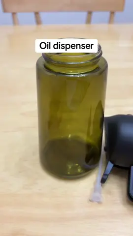 Olive oil dispenser. #kitchenhack #oildispenser #oilspraybottle #CookingHacks #cookinghack 
