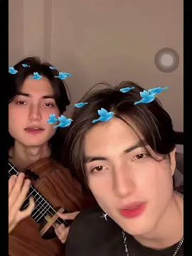 แฝดคู่นี้อาจจะเราวูบได้นะคะ🫠😭🤟🏻 #benjamingreenwell #joshuagreenwell #benbenjamin #เบนเบนจามิน #ไทป์สลอธ #นักดนตรี #05 #fyp #ฟีดดดシ @Benn.eyyy_ @JOSHUA 