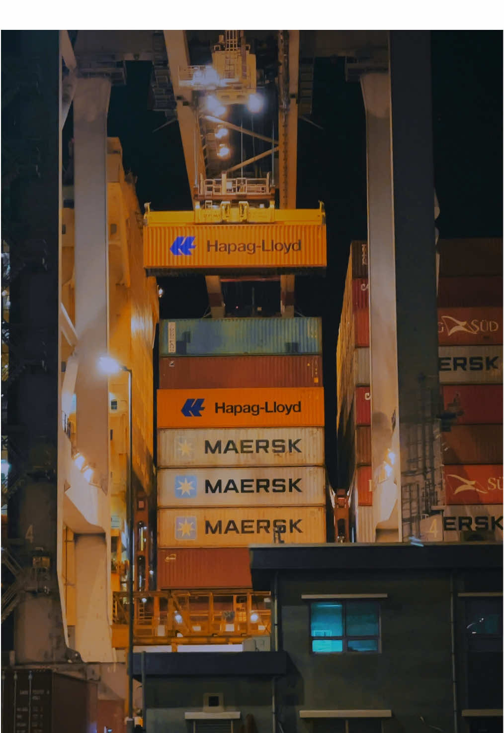 Vác cày qua núi từ STS tới RTG 🏗️⛰️#containership #cangcontainer #sts #rtg #viral 