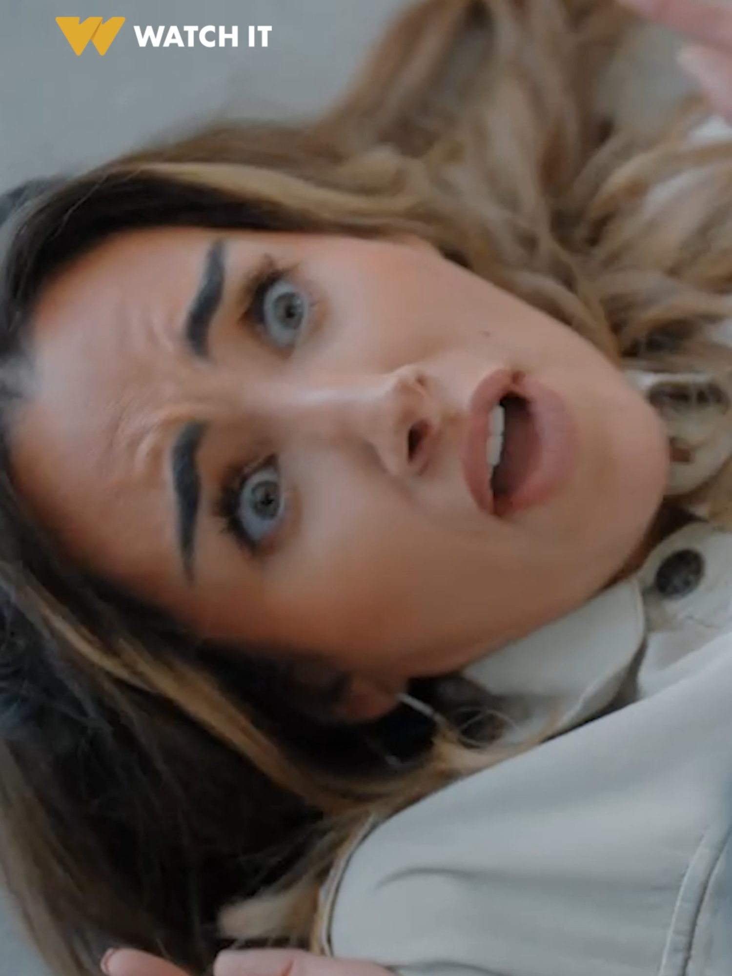 لمّا تقنعك إنها مش بتغير وفجأة تكتشف إنها مجنونة 😂 اتفرج على فيلم #بحبك الآن على #WATCHIT  اشترك الآن بباقات جديدة تبدأ من ١٩.٩٩ج في الشهر ١٩٩.٩٩ج في السنة!  #whattowatch  #watchonwatchit