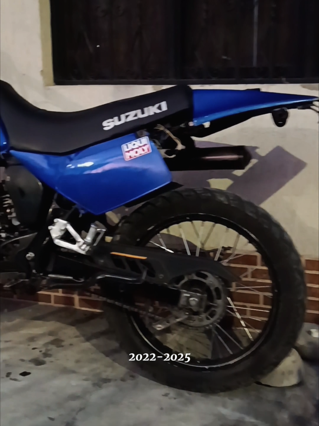 #CapCut #clasico #suzukiracing #flypシ #flyyyyyyyyyyyyy #fyp #racing #suzukiracing #lasleyendasnuncamueren💥🤴 #liquimoly #1billionauidition #1millionaudition #popular #viralvideos #viral_video #yamaha #suzuki #ts125 #dt #dt125 #ts #ts125indonesia #tsr #tsx #tsz #edit #clasico #restauracion #legend #leyenda #azul #popular #ñejo #lasleyendasnuncamueren  #2tiempos #2tiemposcolombia🇨🇴🇨🇴🇨🇴  #2T #125 #nkd 